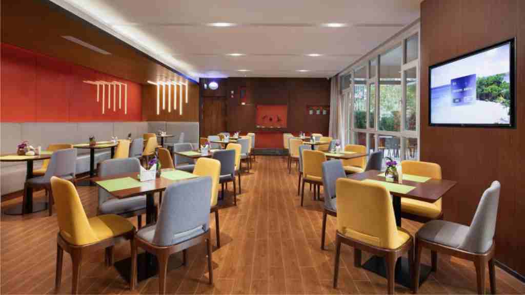 【餐廳家具】希爾頓歡朋酒店